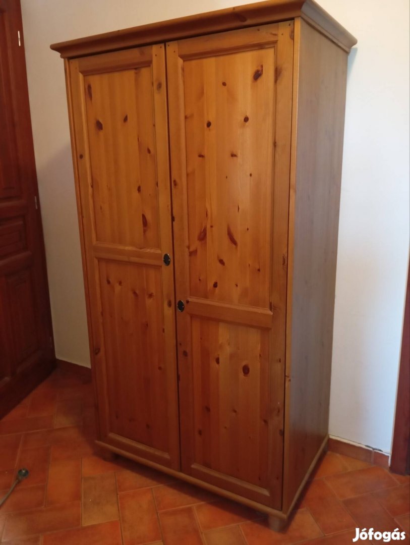 IKEA szekrény Leskvik