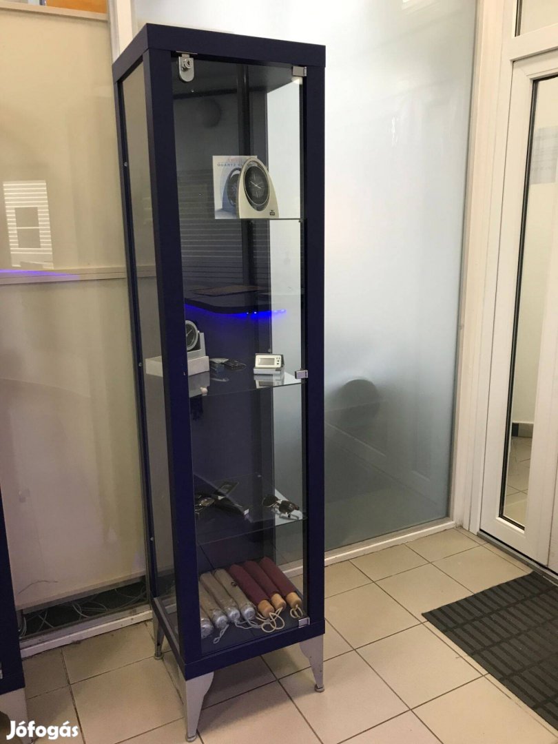 IKEA szekrény üveges