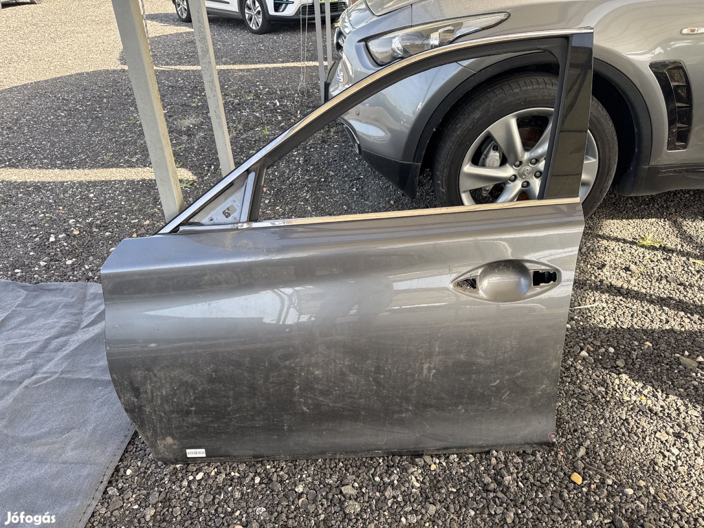 INFINITI Q50 AJTÓ eladó