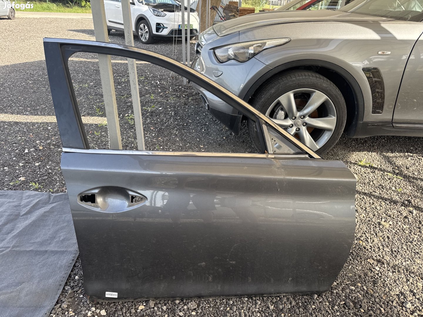 INFINITI Q50 AJTÓ eladó