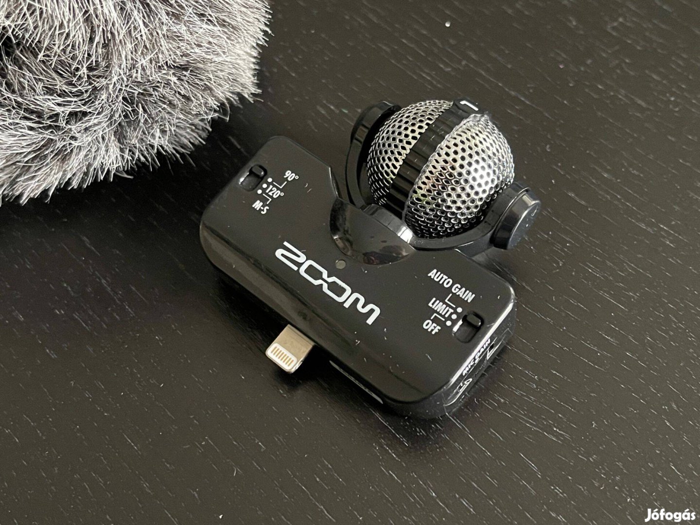 IQ5 Zoom stereo mikrofon iphone-hoz + szélfogó szivacs