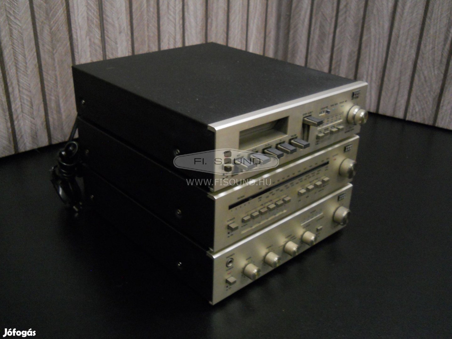 ITT Hifi 2440 ,2x55W,8-16 ohm,rádiós hifitorony deckkel