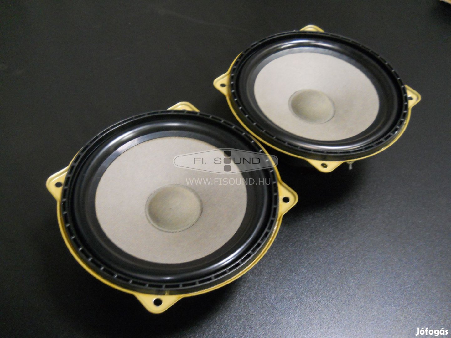 ITT Hyperion H2-70 ,70W,4ohm,17cm-s gumiperemes mélysugárzó