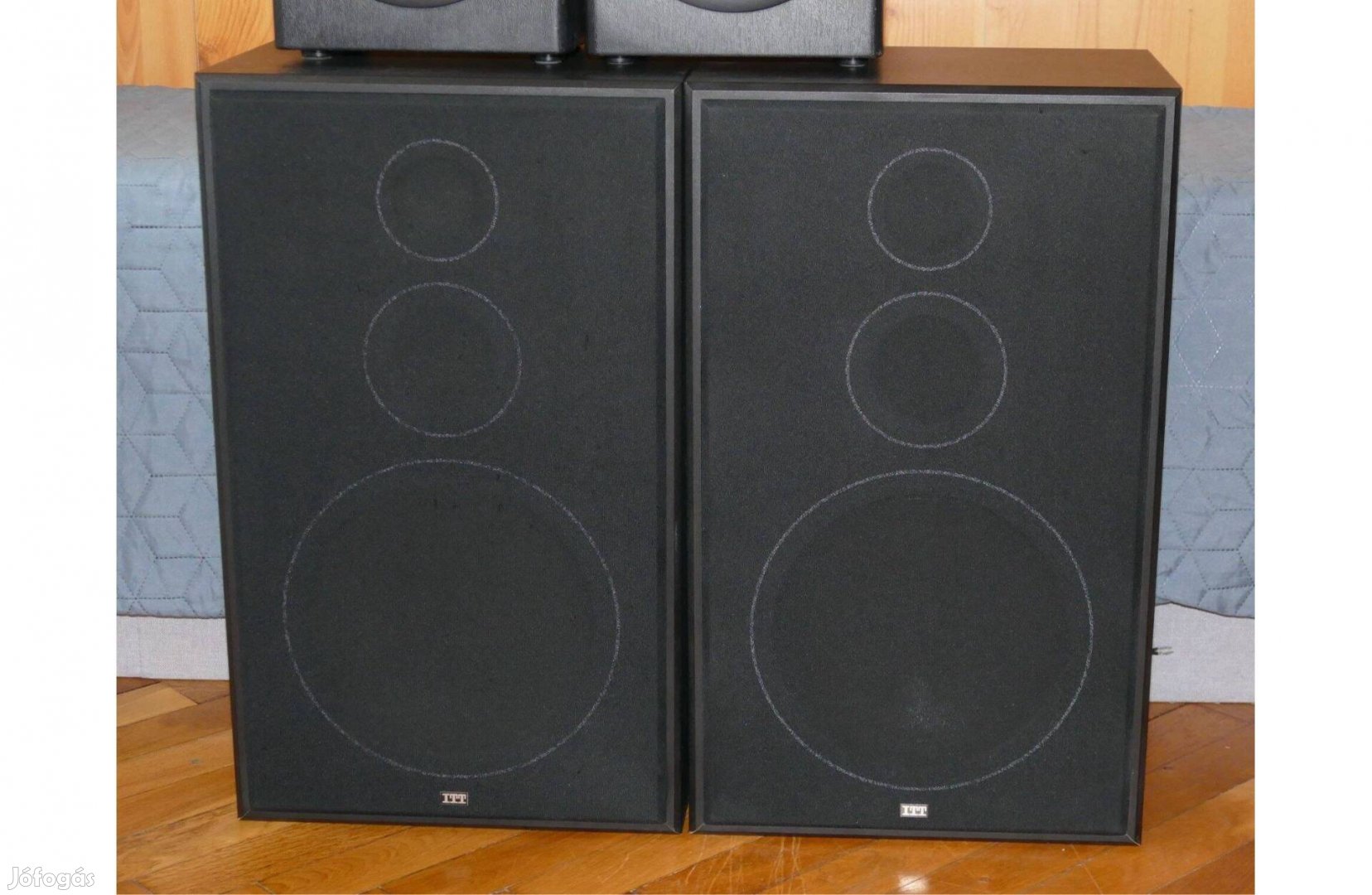 ITT hifi hangfalpár plusz egy ajándék hangfalpár
