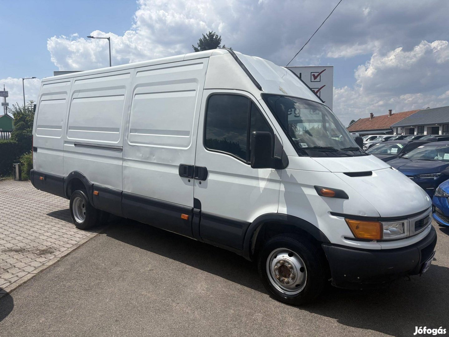IVECO 35C 11D..
