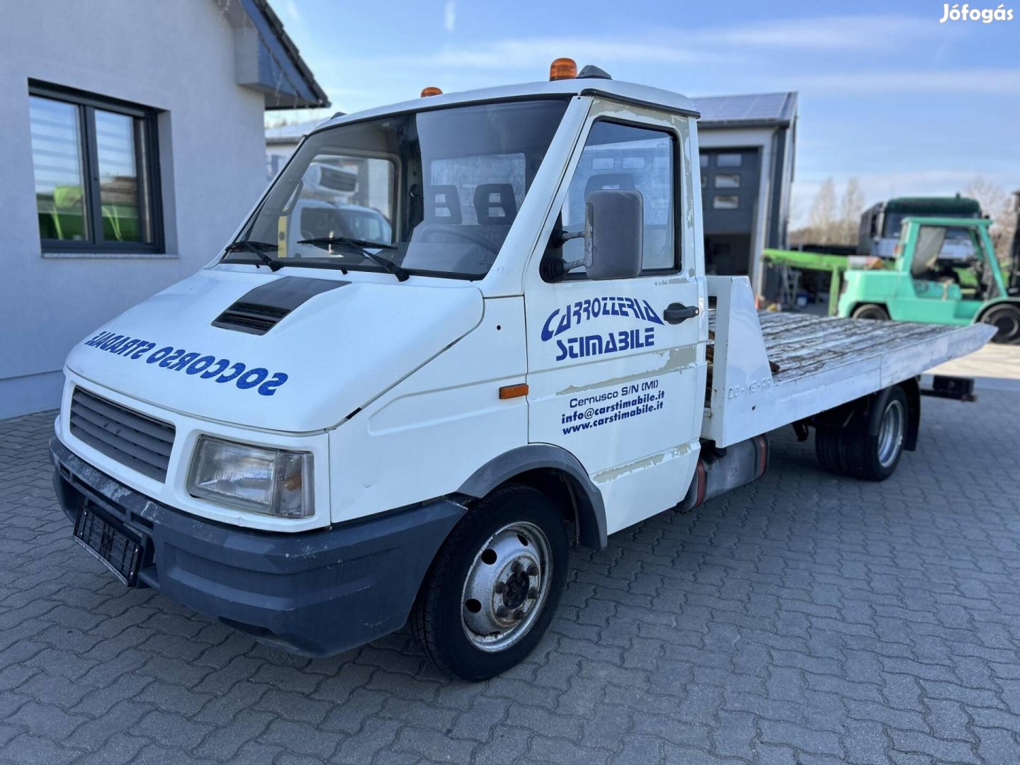 IVECO Daily 35-10 C Autómentő