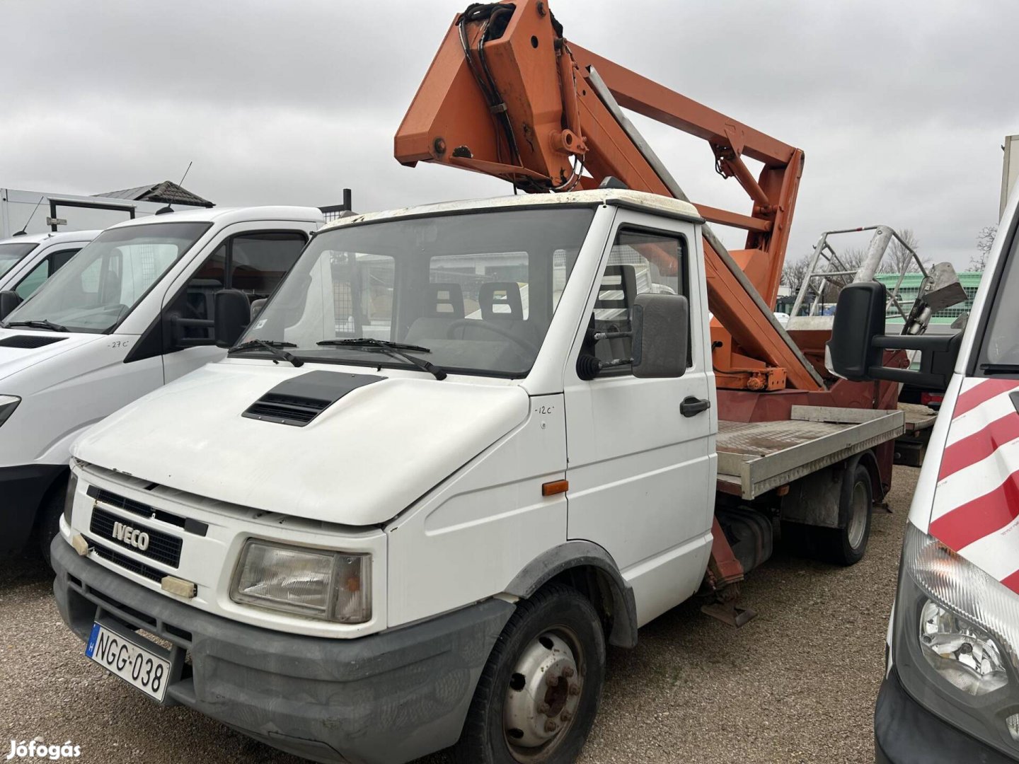 IVECO Daily 35 C 9 18 méteres Emelőkosaras