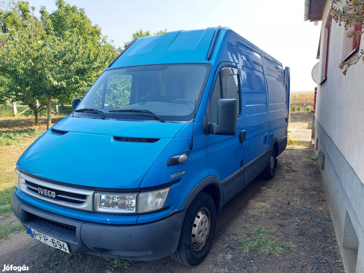 IVECO Daily 35 S 10 Eladó