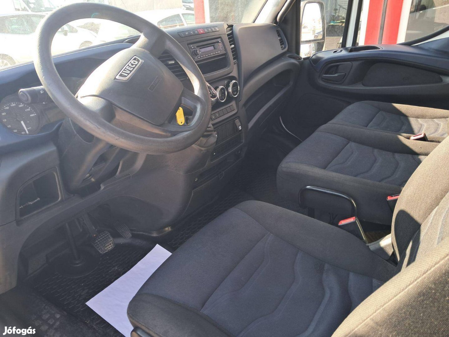 IVECO Daily 35 S 12 3750