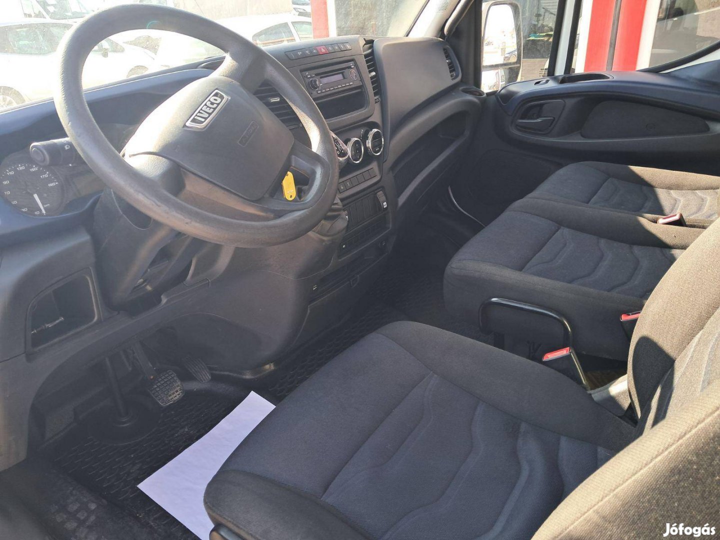IVECO Daily 35 S 12 3750