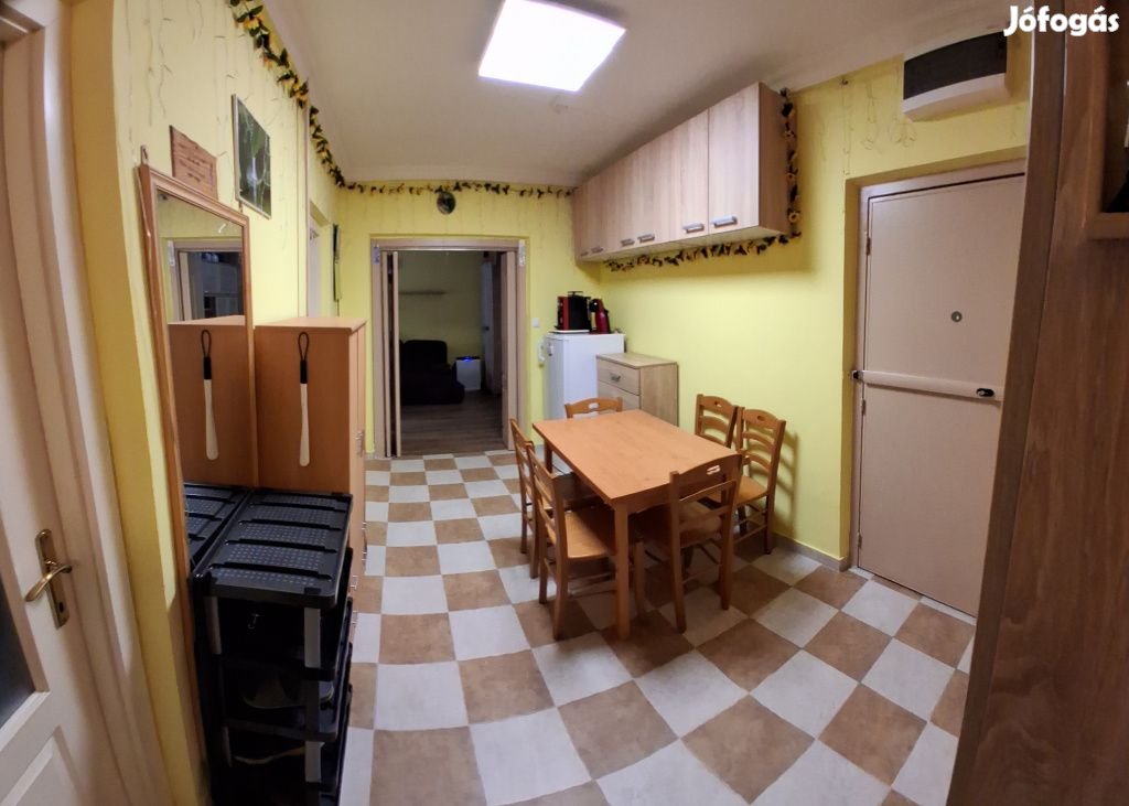 IV. Kerület, Kordován tér, 67 m2-es, 2. emeleti, társasházi lakás