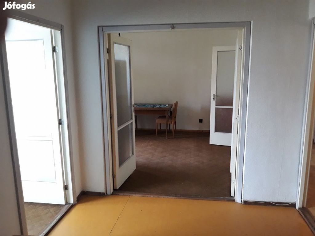 IV. Kerület, Szigeti József utca, 71 m2-es, 8. emeleti, társasházi