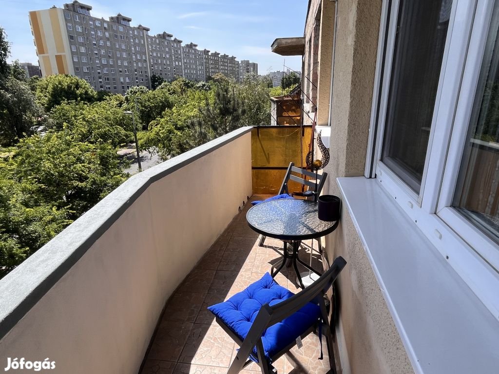 IV. Kerület, Víztorony mellett, 42 m2-es, 3. emeleti, társasházi lakás