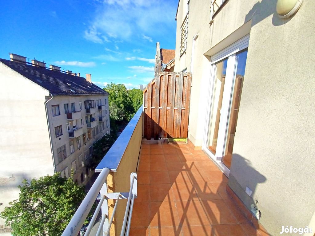 IX. Kerület, Erkélyes duplex lakás, Tóth Kálmán utca, 80 m2-es, 6.