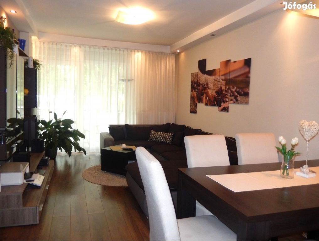 IX. Kerület, Ifjúmunkás utca, 77 m2-es, földszinti, társasházi lakás