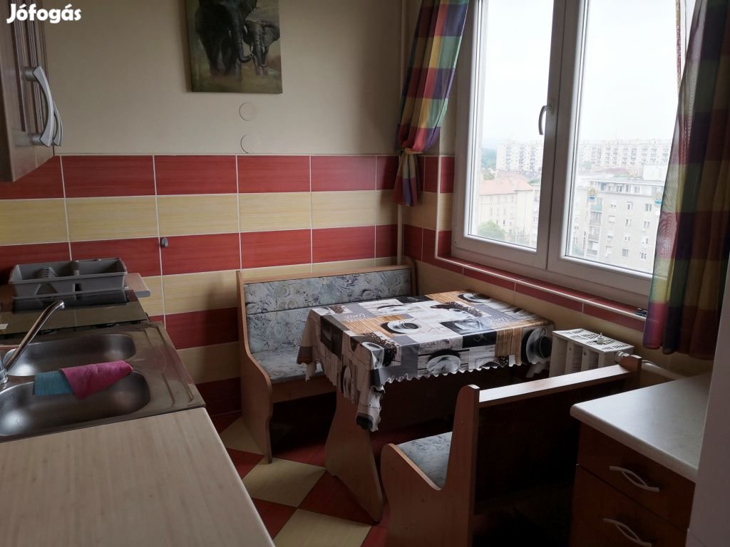 IX. Kerület, Üllői út, 53 m2-es, 10. emeleti, társasházi lakás