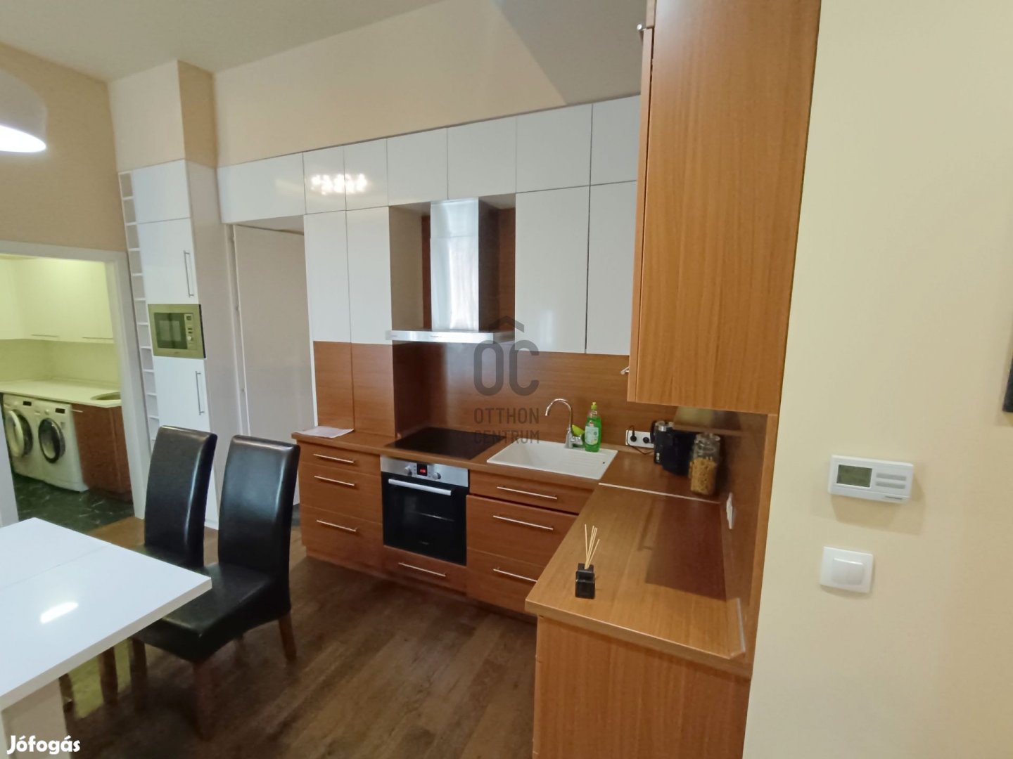 IX. kerületi eladó tégla társasházi lakás