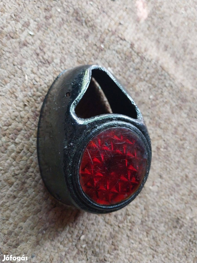 IZS 350 49 56 Ural M72 veterán motor hátsó lámpa búra Függőben