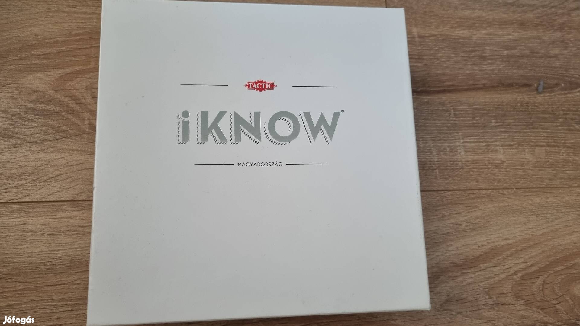 I know társasjáték még fóliában vannak a kártyák, sosem használt 