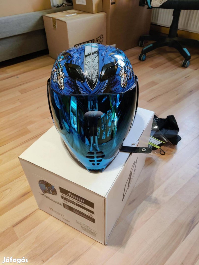 Icon airflite helmet