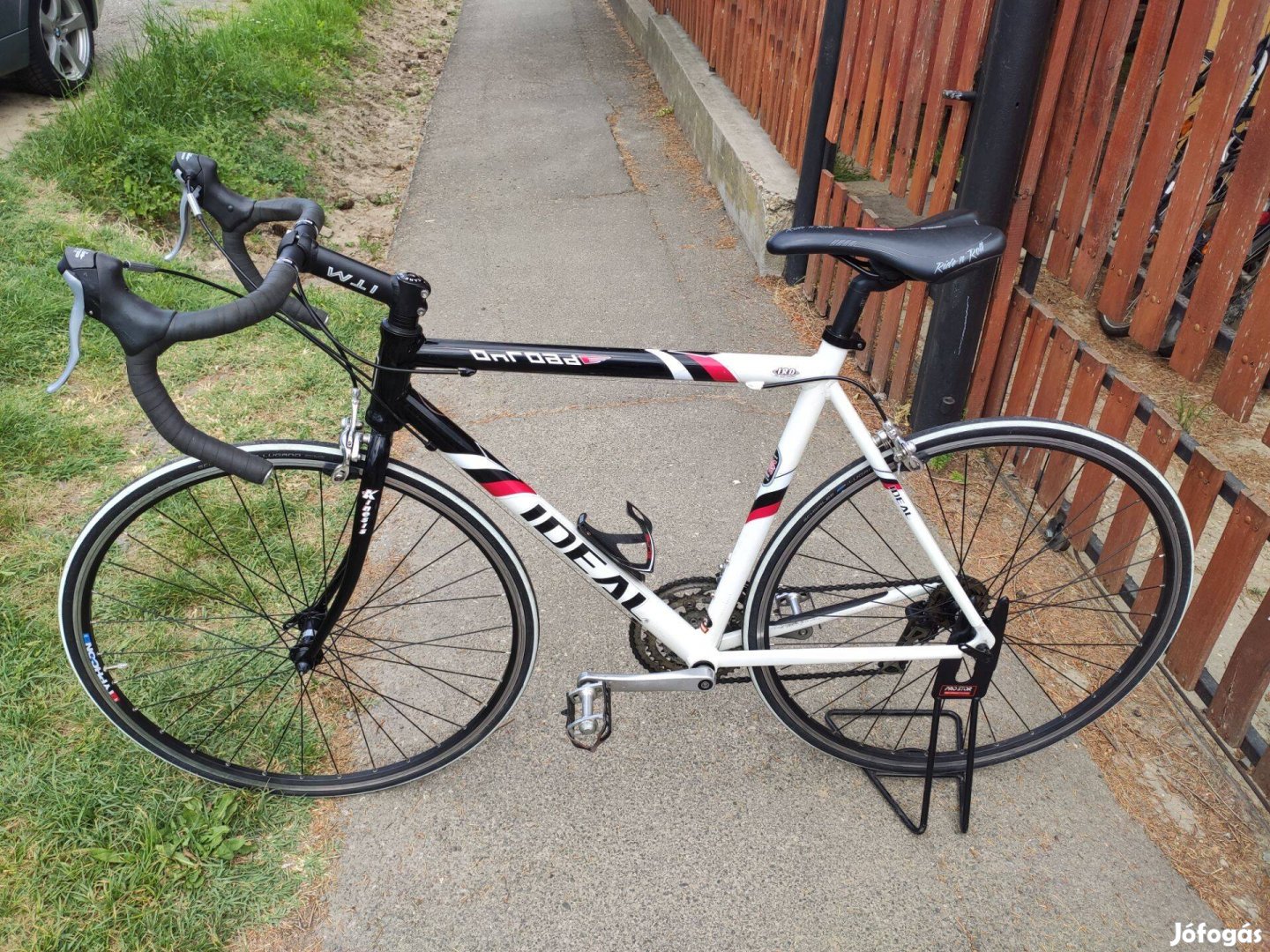 Ideal onrod 28 colos országúti kerékpár eladó
