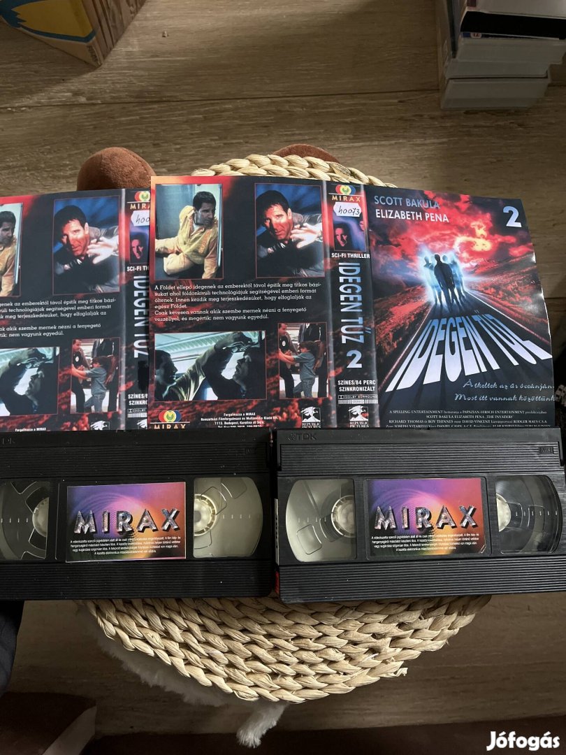 Idegen tűz 1-2 vhs m