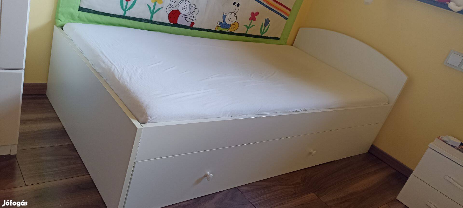 Ifjúsági ágy / gyemekágy