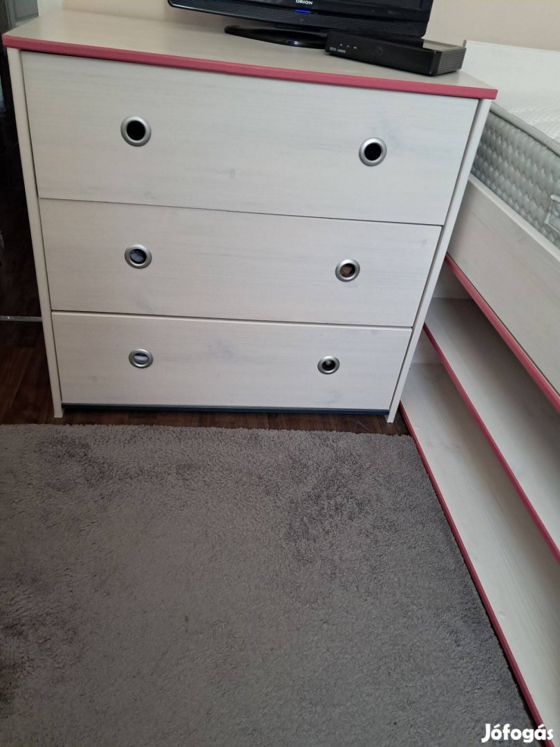 Ifjúsági bútor eladó