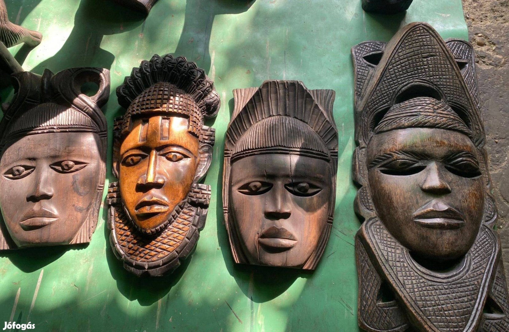 Igazi mahagóni fából készült afrikai szobrok eladók