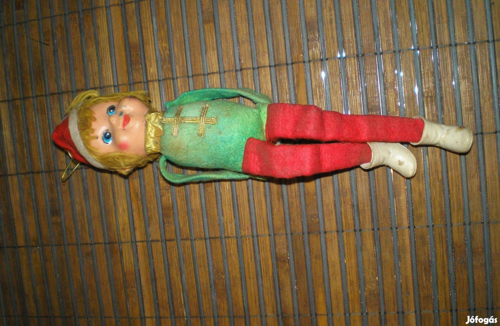 Igen régi érdekes figura hajtogatható
