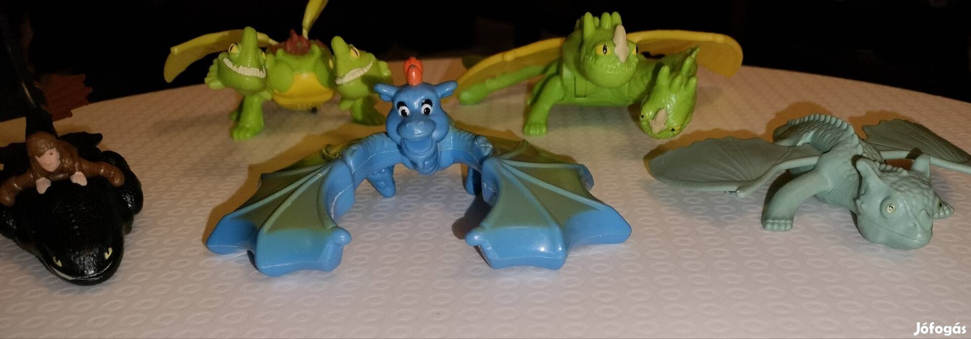 Így neveld a sárkányod műanyag figura 5 db egyben 7999 ft