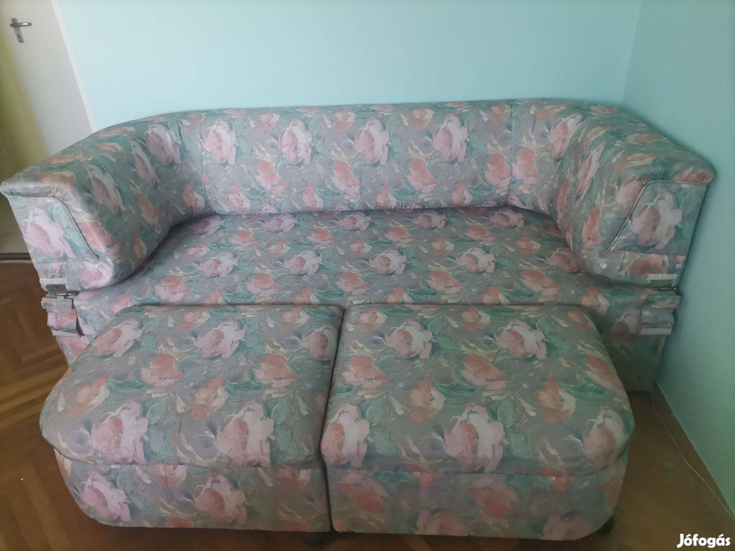Igyen elvihető használt kanapé
