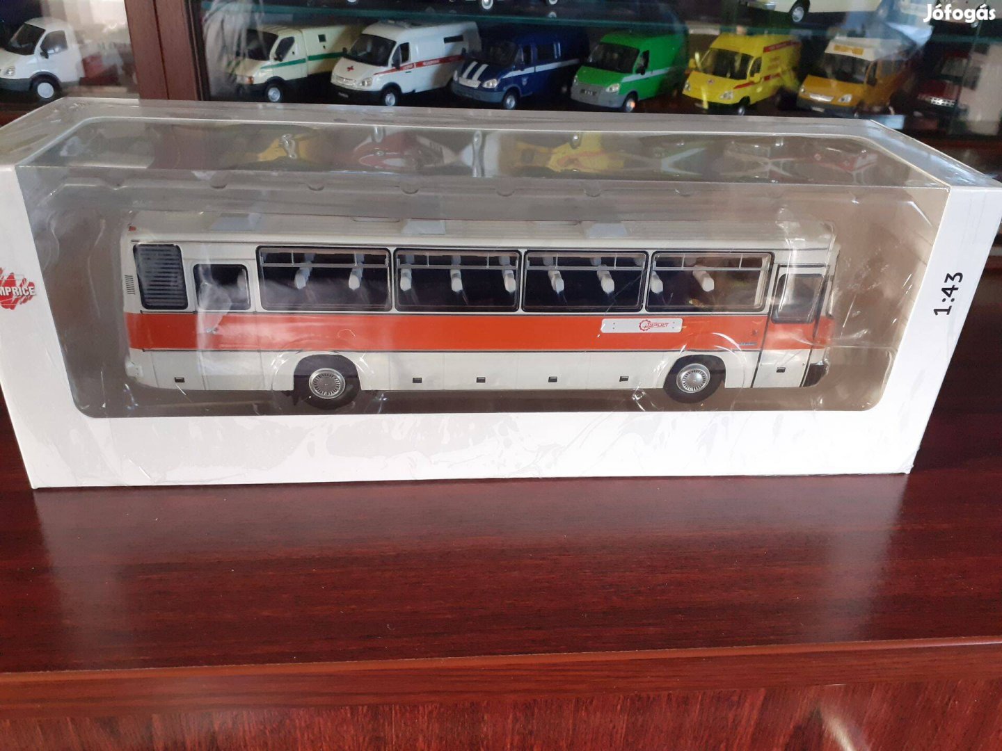 Ikarus 250.58 "Demprice" kisbusz modell 1/43 Eladó