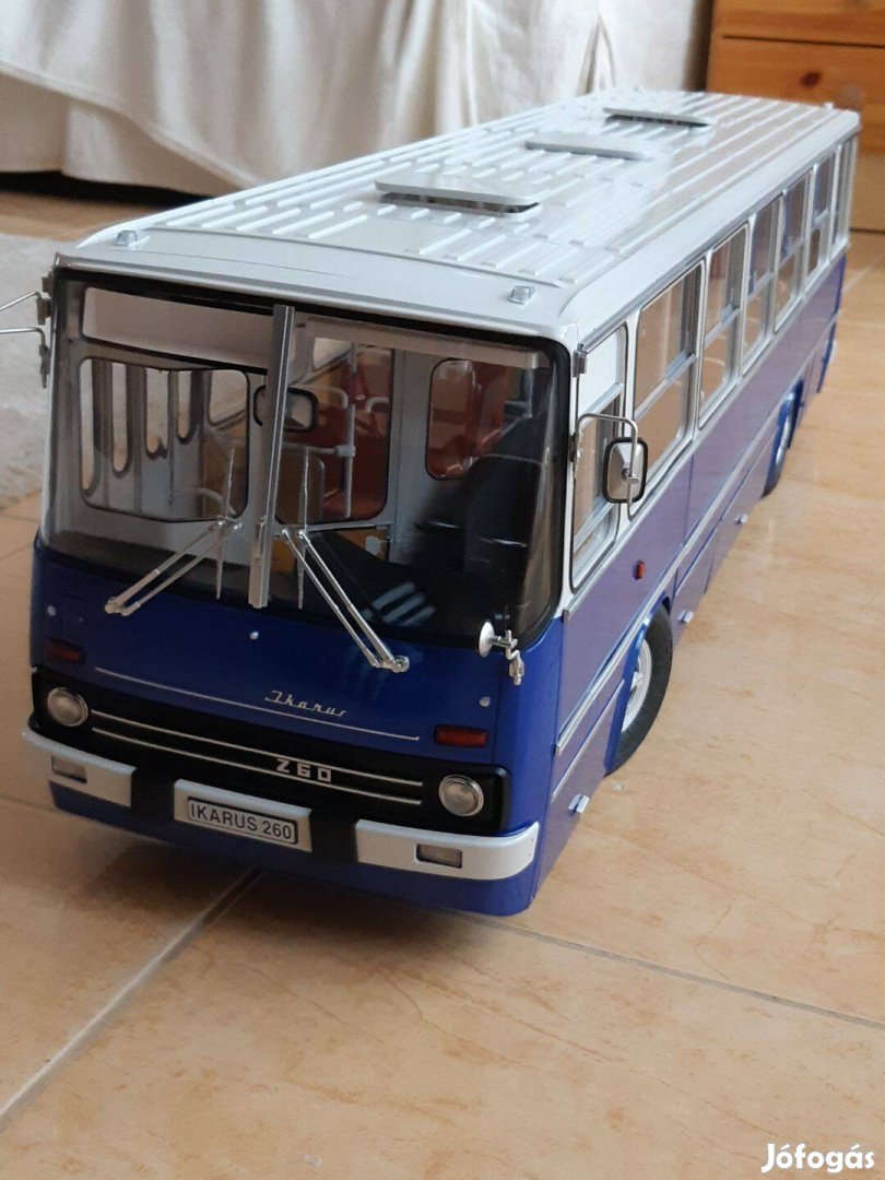 Ikarus 260 makett 1:12