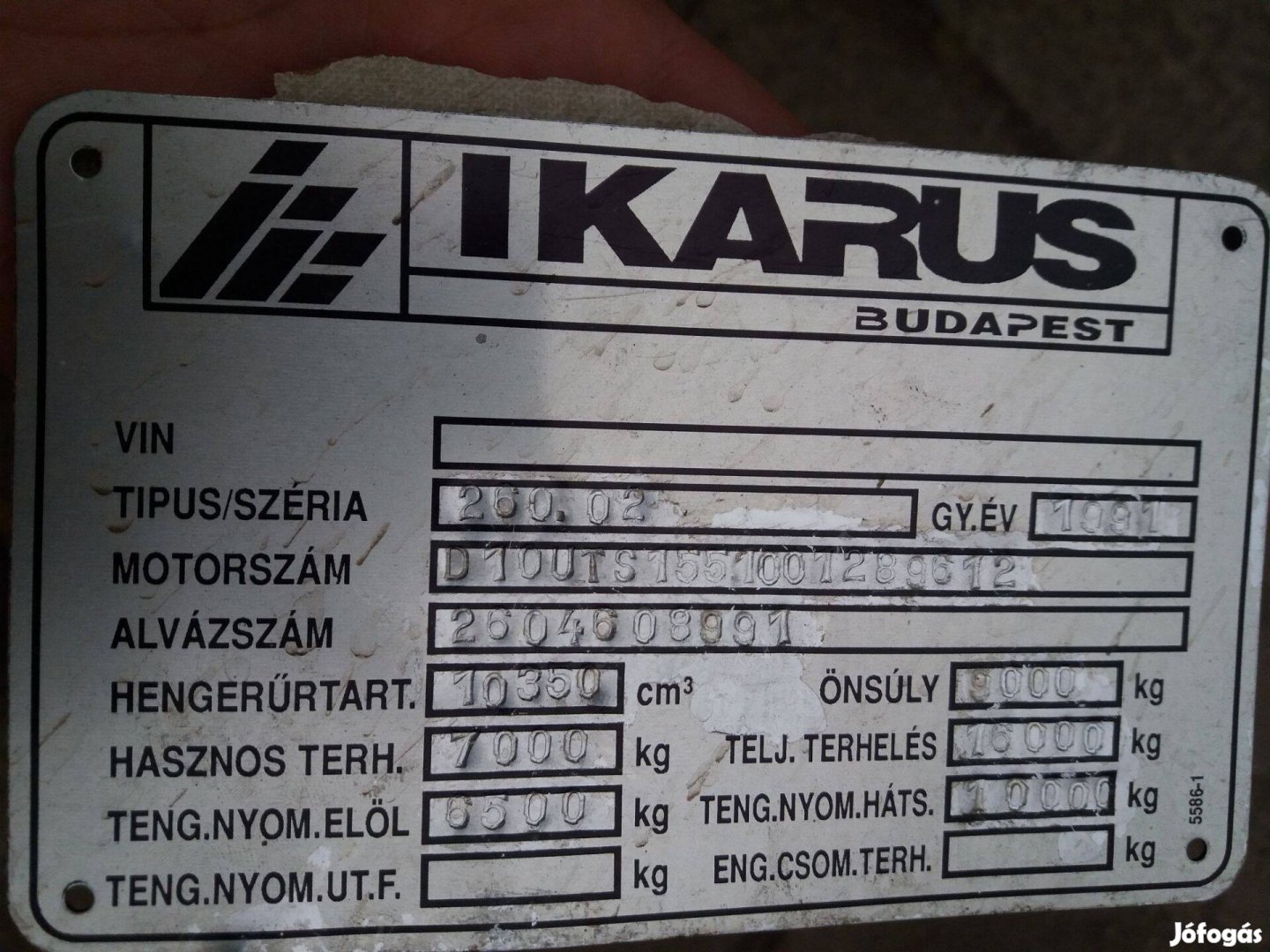 Ikarus 260 típustábla