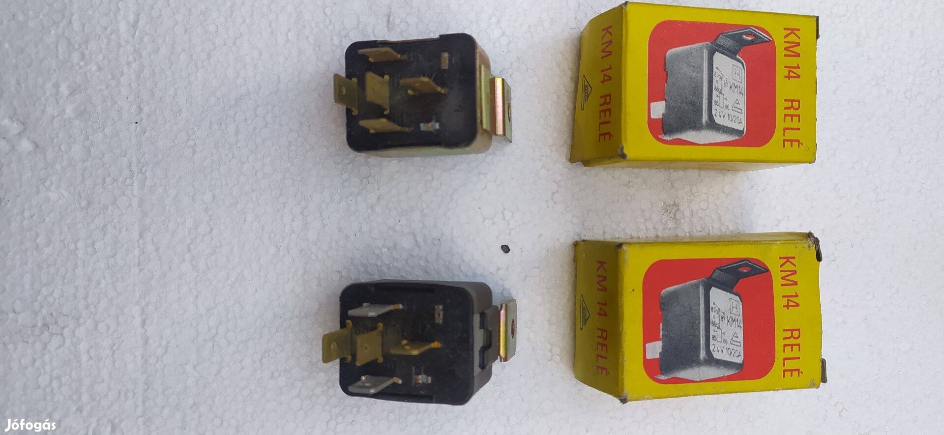 Ikarus új KM14 Relé 24V Bakony művek vagy más relé 24 V