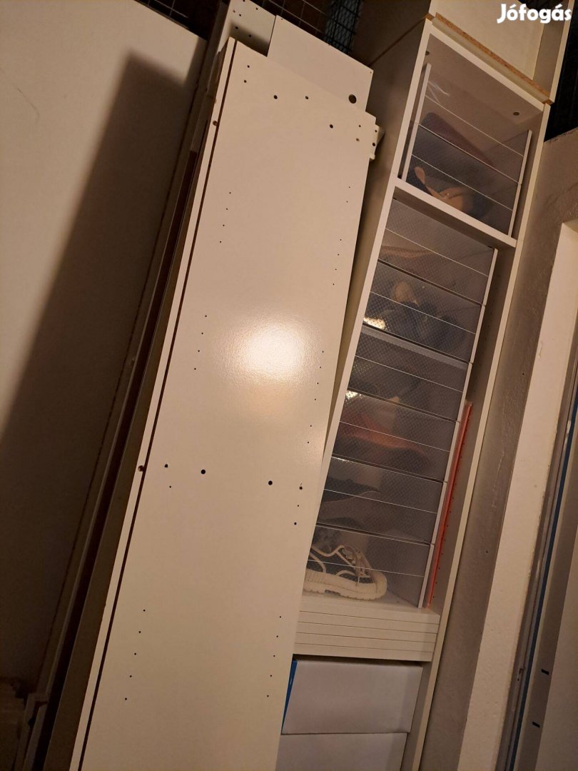 Ikea Billy könyvespolc 40x28x202 + magasító + 5 polc