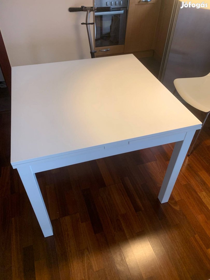 Ikea Bjursta asztal