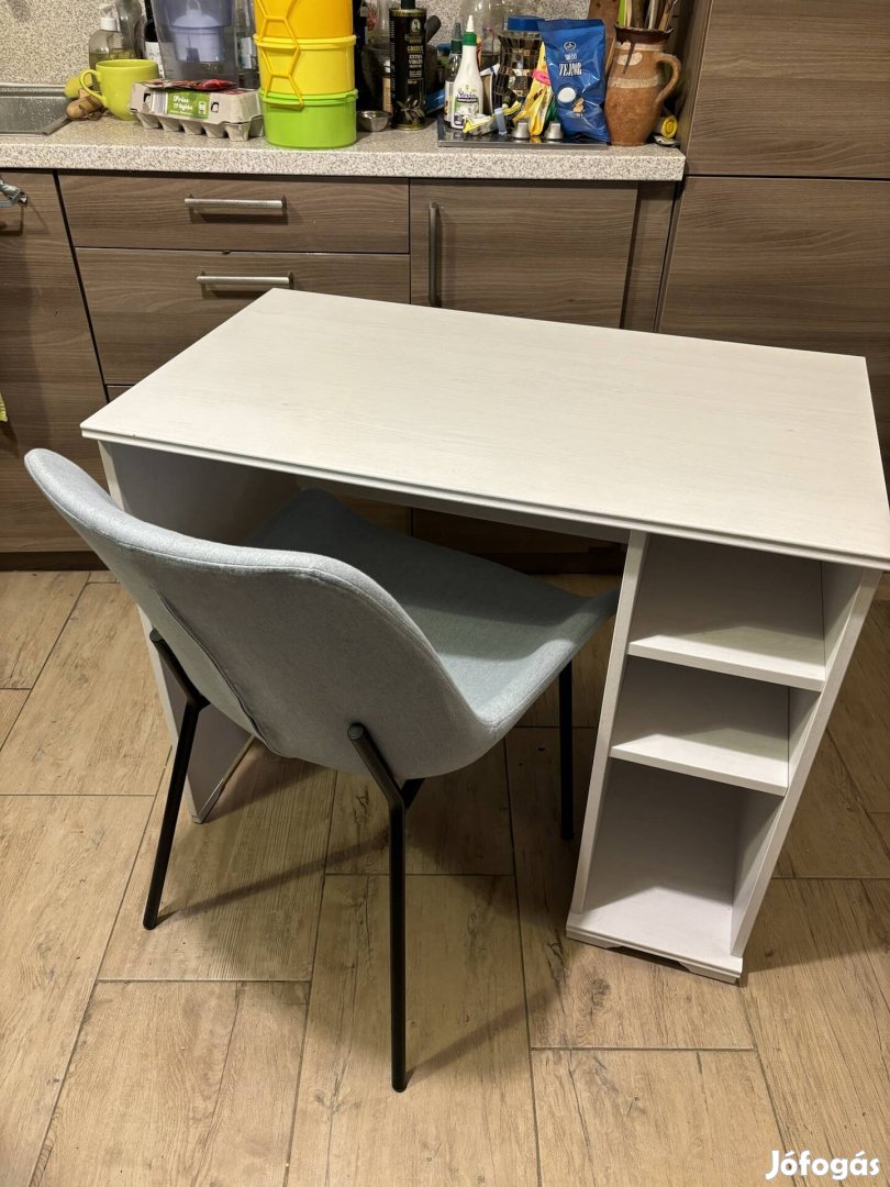 Ikea Brimnes íróasztal székkel vagy nélkül