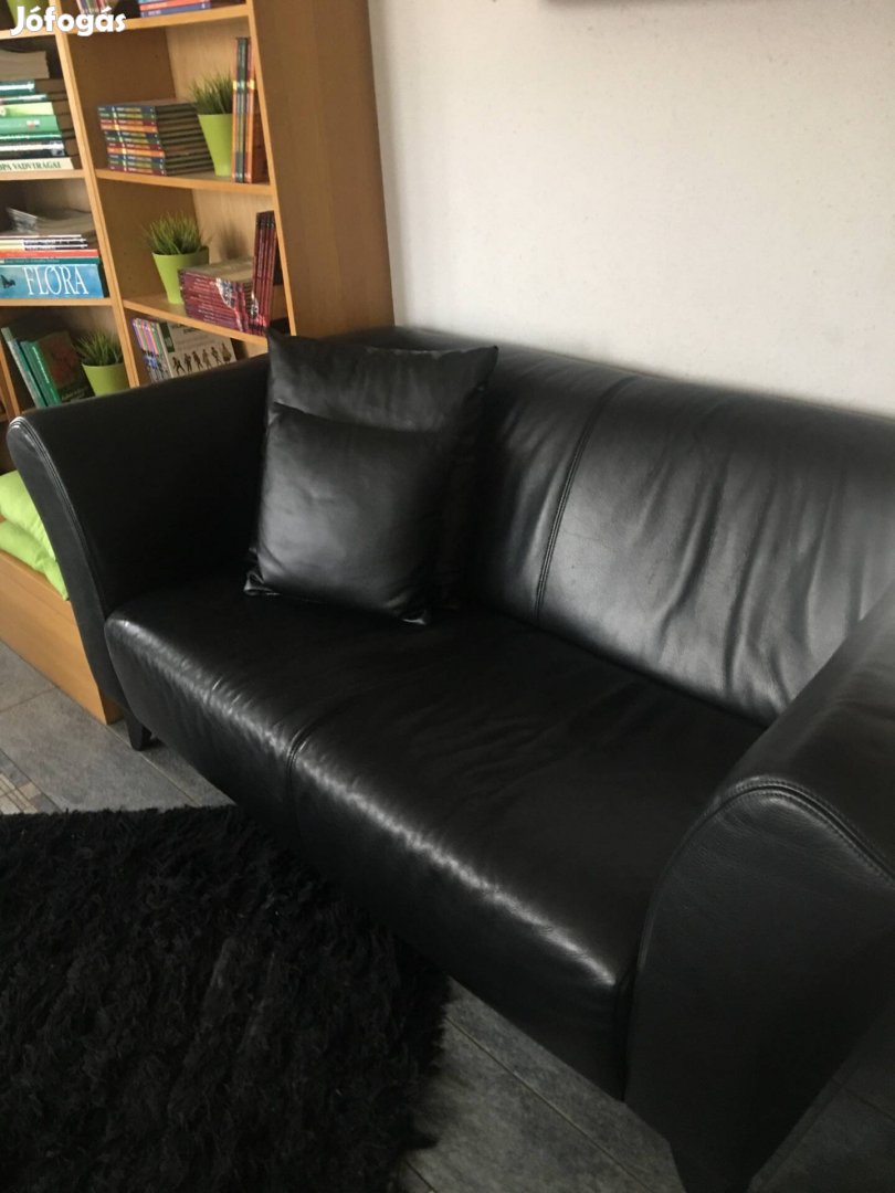 Ikea Bya fekete bőr 3/as kanape 2/es kanape + 2 nagy fotel együtt