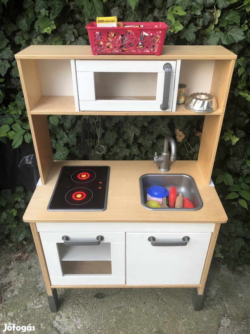 Ikea Duktig fa játékkonyha