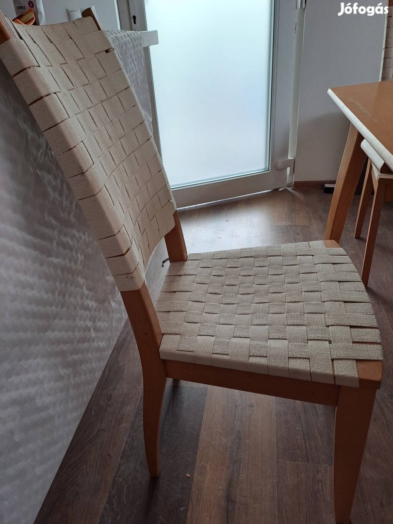 Ikea Étkező asztal székekkel eladó