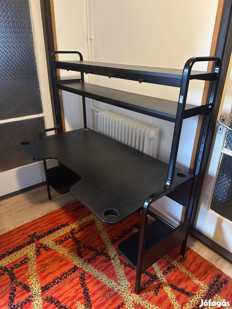Ikea Fredde gamer asztal
