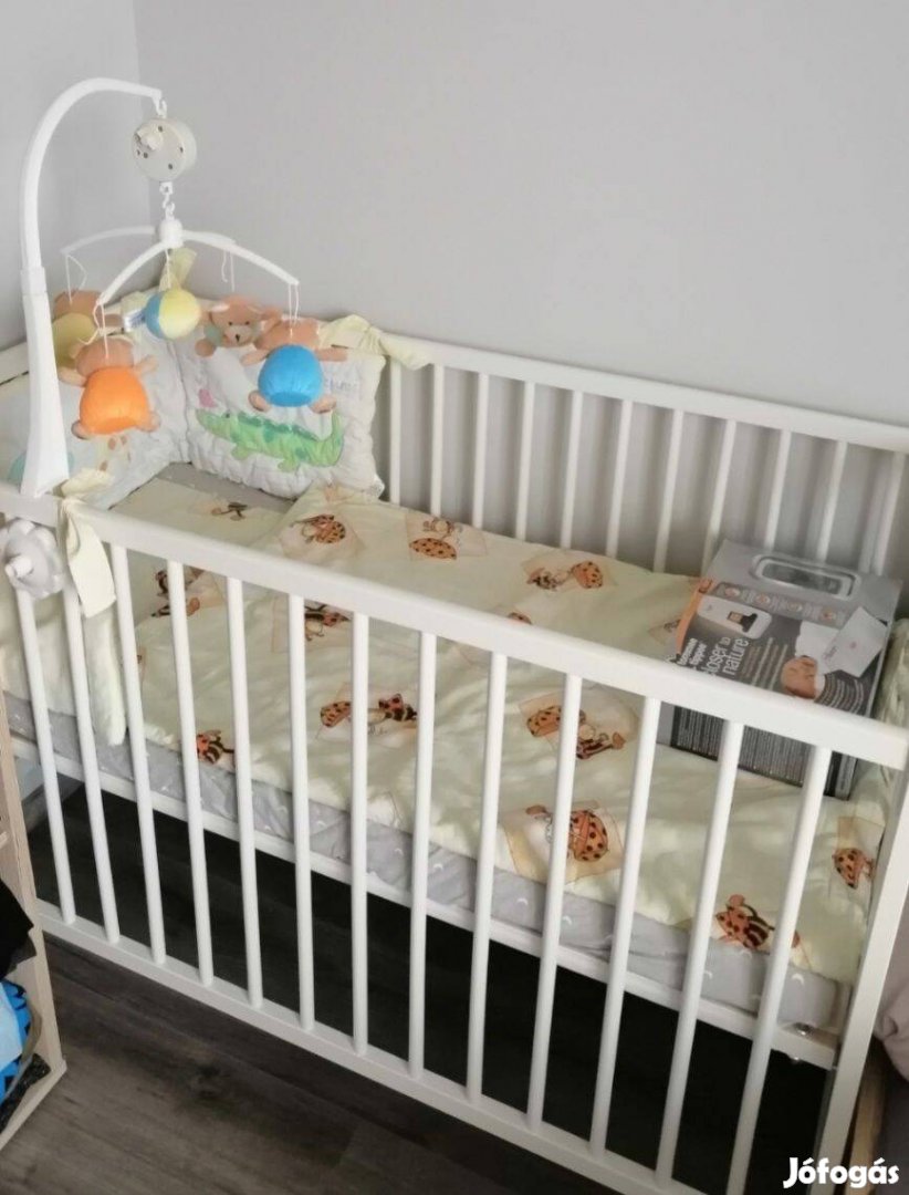 Ikea Gulliver kiságy és pelenkázó