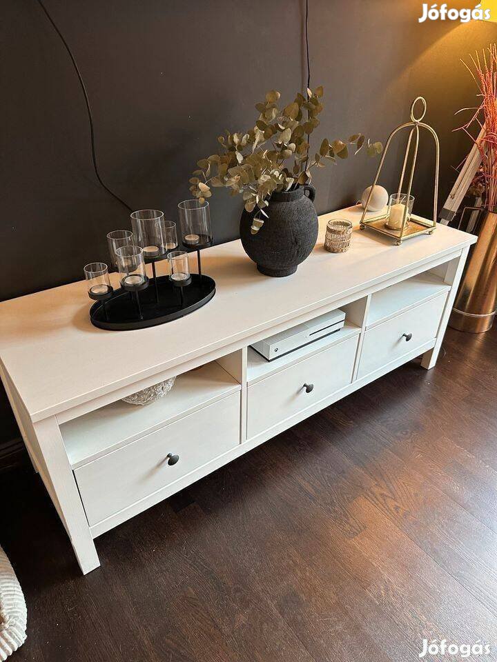 Ikea Hemnes Tv állvány tömör fa