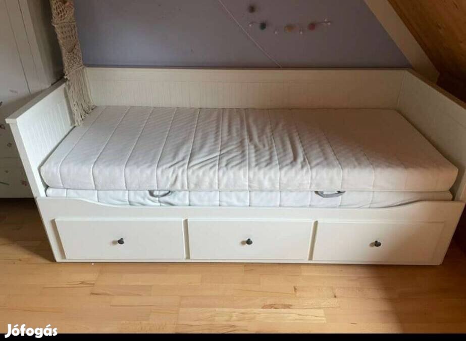 Ikea Hemnes kanapéágy Asvang matracokkal 