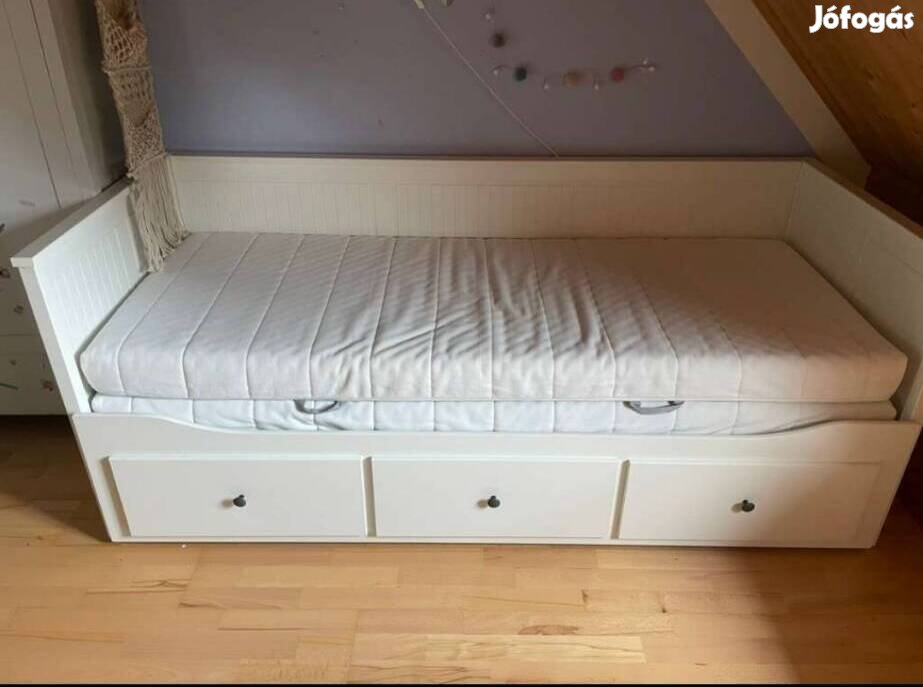 Ikea Hemnes kanapéágy matracokkal, újszerű 