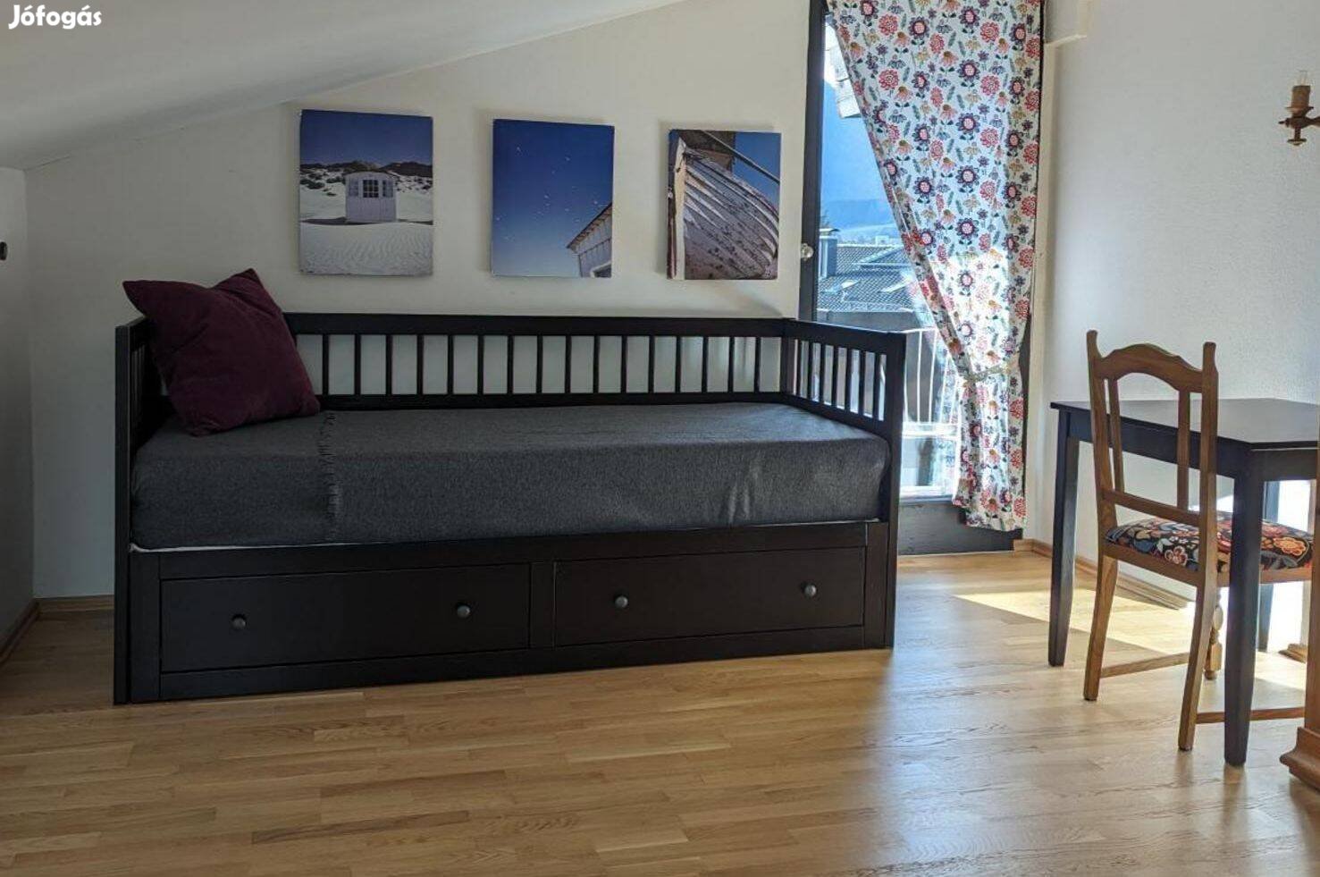 Ikea Hemnes kihúzható kanapé (tömör fa)