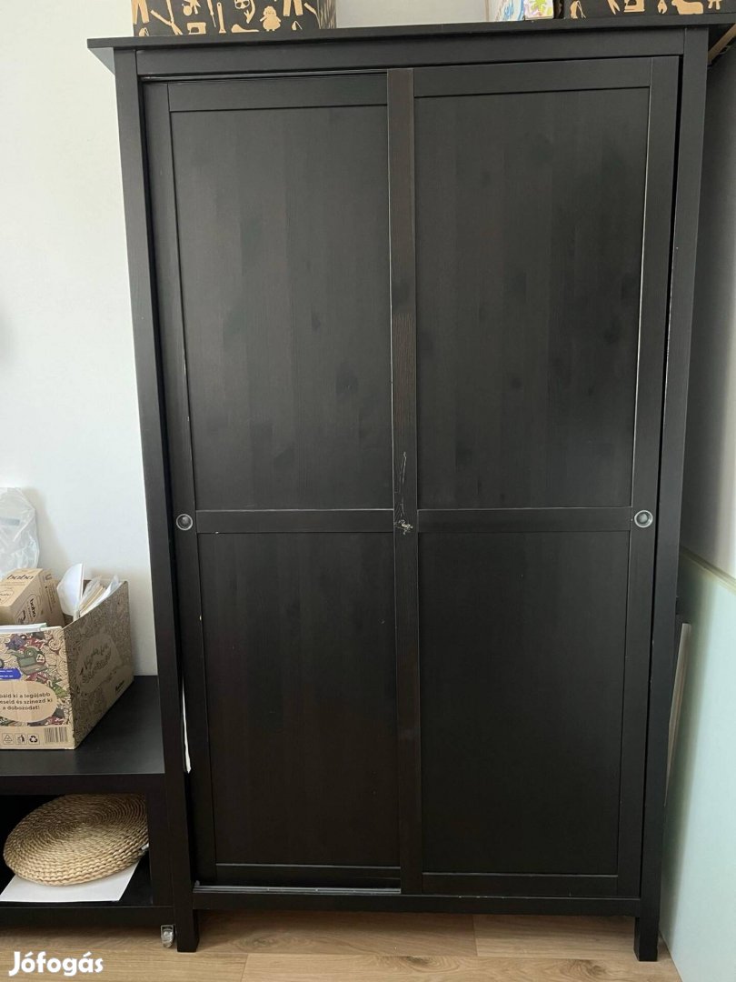 Ikea Hemnes szekrény - szépséghibás