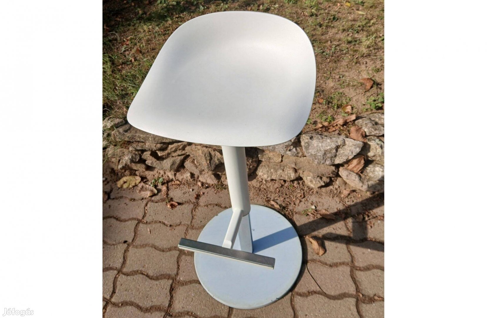 Ikea Janinge, fehér, teleszkópos bárszék eladó!